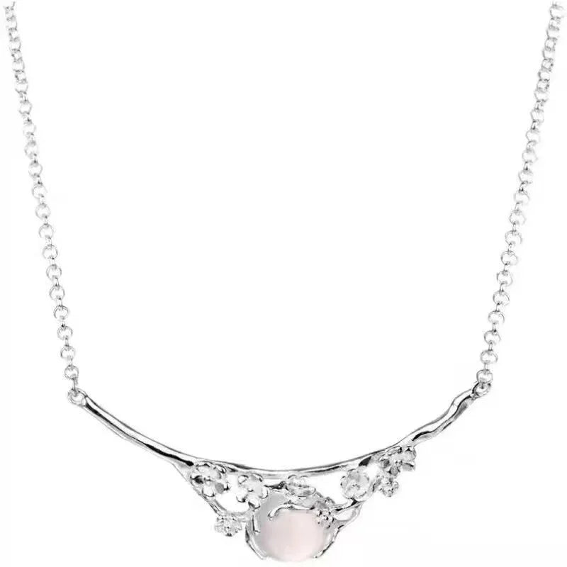 Vv- Space Age Collection: Lunar Odyssey Chalcedony Necklace, Echoing 1960s Cosmic Exploration Dreams - vannveld