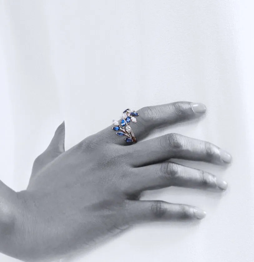 Vv- The American Diamond Collection - Colonial Sterling Silver Lab Diamond Ring - vannveld