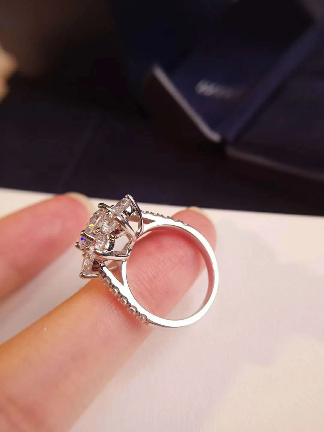 Vv- The American Diamond Collection - Lab Diamond: Diamond High Carbon Diamond 2 Karat SUNFLOWER Sterling Silver Ring - vannveld