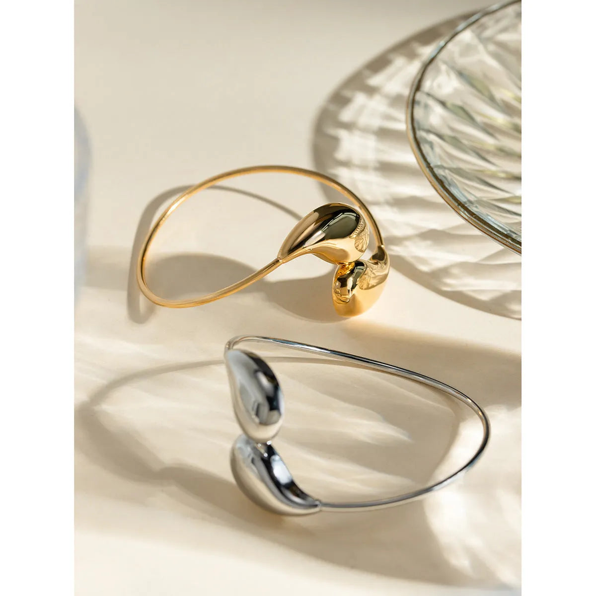 Vv- Union and Emancipation Collection: Gilded Teardrop of Freedom, 18K Gold-Plated Stainless Steel Bracelet - vannveld