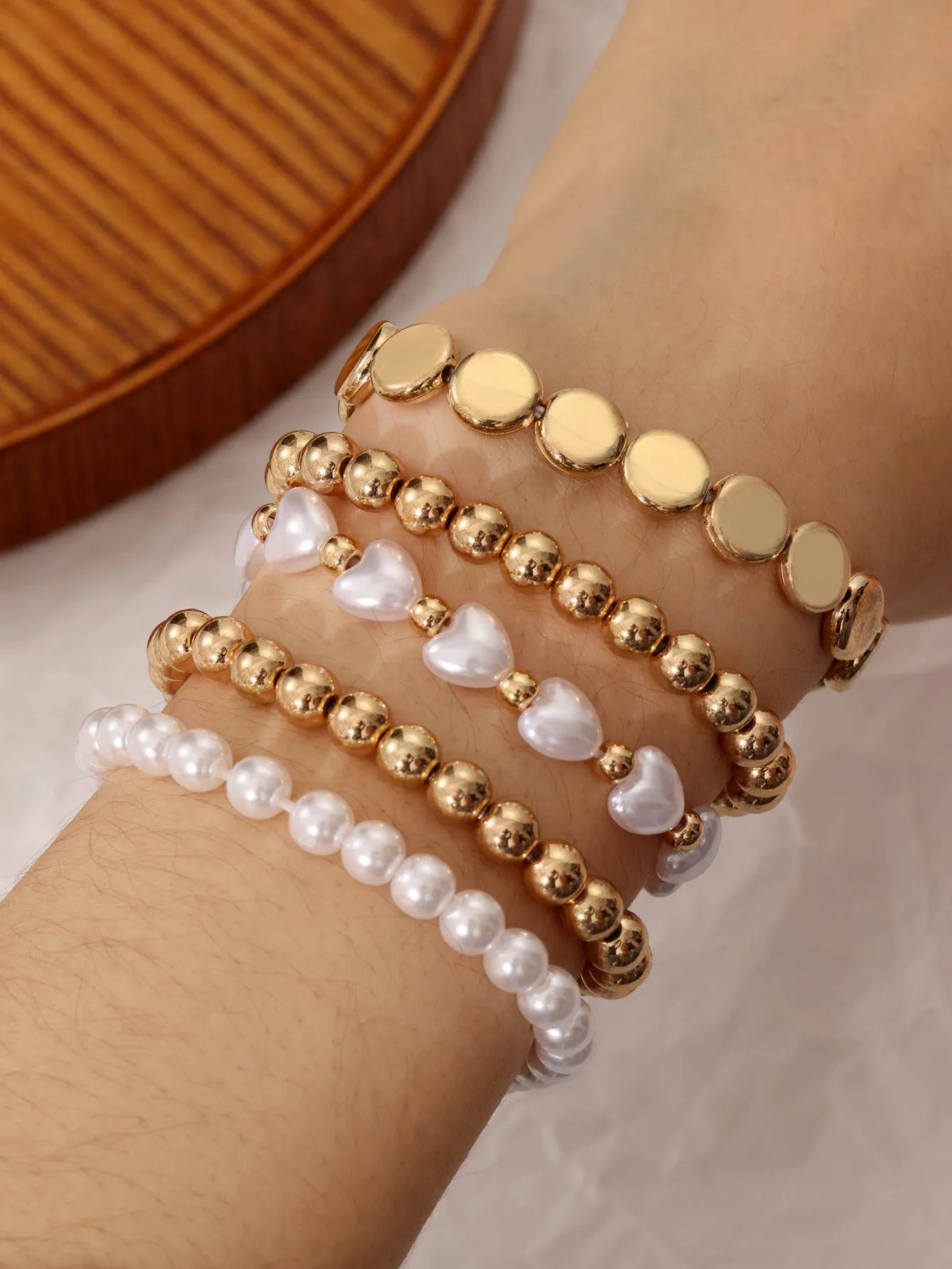 Vv- American Dream Collection: Gatsby Era Inspired Multi-Layer Pearl Bracelet, Embodying Jazz Age Prosperity - vannveld