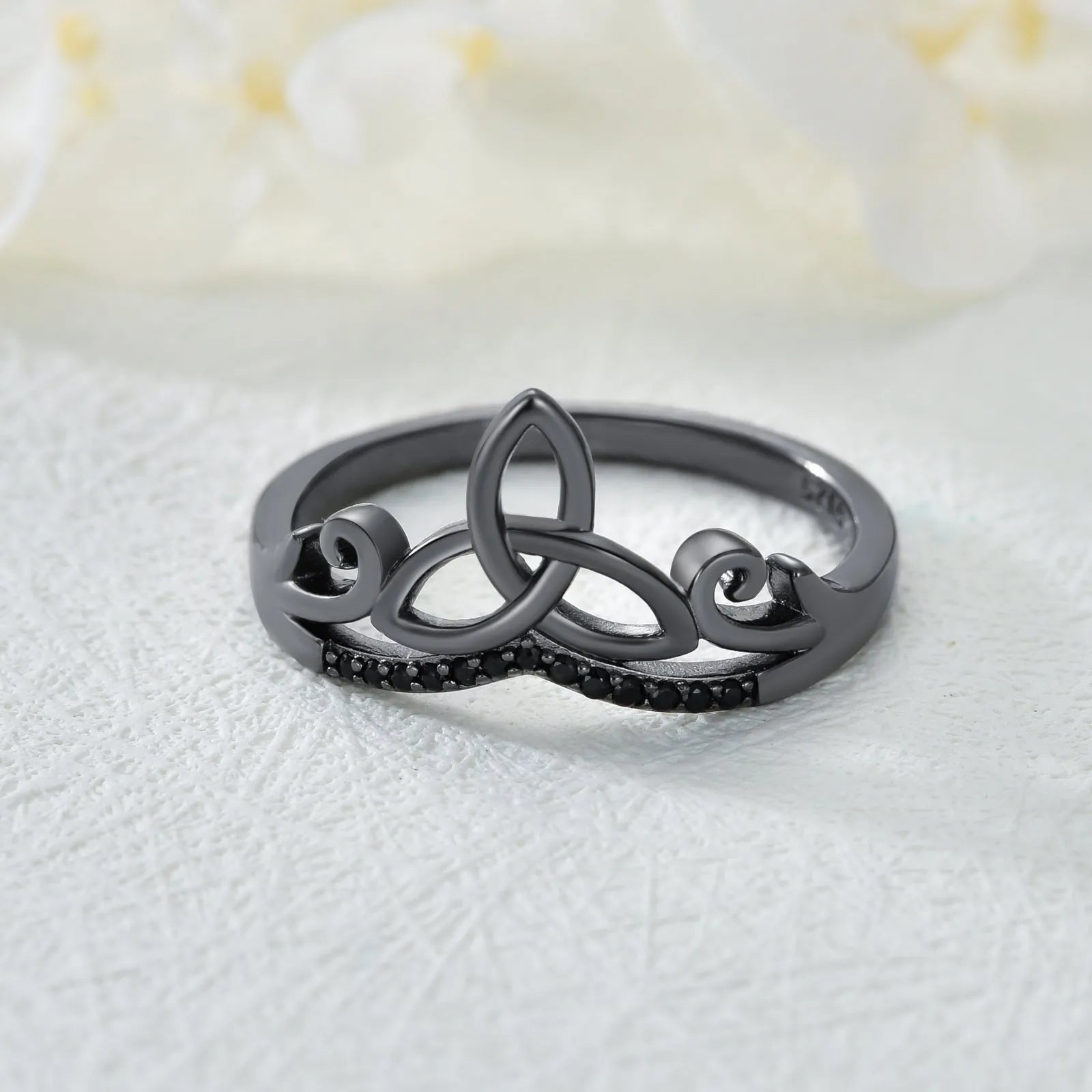 Vv- American Foundations Collection: Forged in Revolution - Sterling Silver Irish Immigrant Ring Echoes Liberty's Call - vannveld
