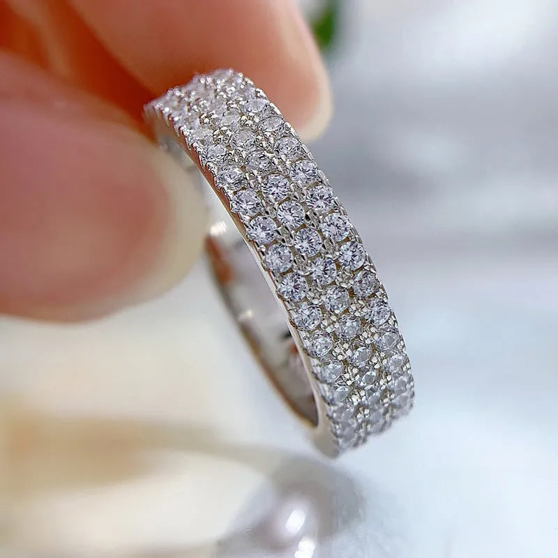 Vv- American Foundations Collection: Liberty's Elegance Three-Row Diamond Ring - vannveld