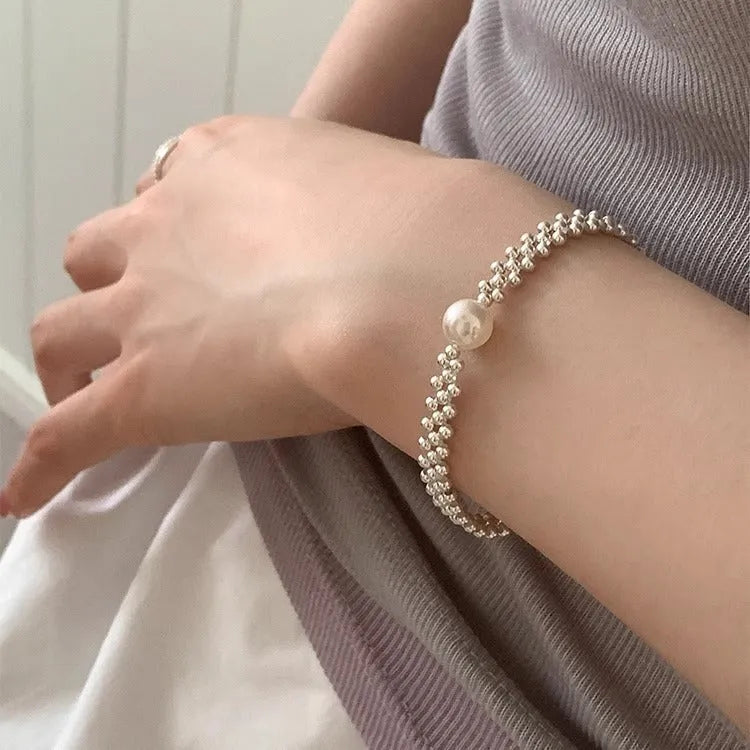 Vv- American Foundations Collection: Liberty's Radiance Pearl Bracelet for Women - vannveld