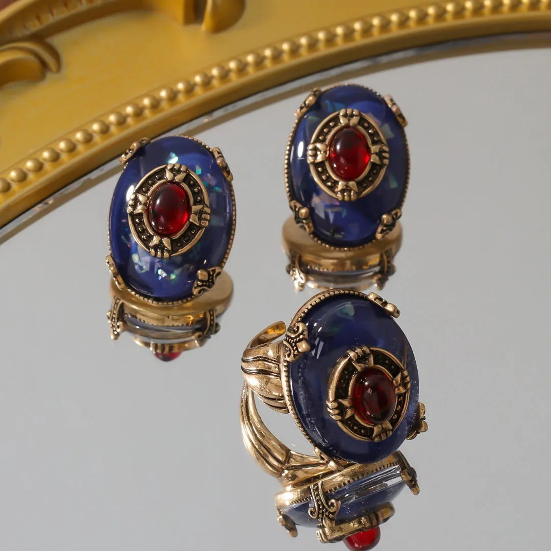 Vv- American Foundations Collection: Liberty's Spirit Beacon: Gold Ring and Ear Studs - vannveld