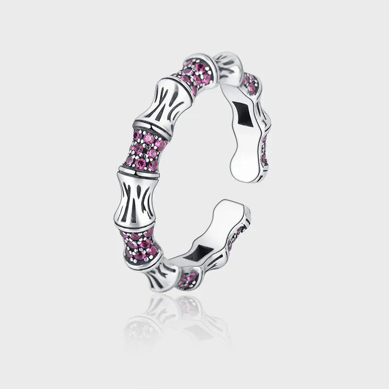 Vv- American Foundations Collection: Revolutionary Spirit Diamond-Kissed Ring - Liberty's Embrace in 925 Silver - vannveld