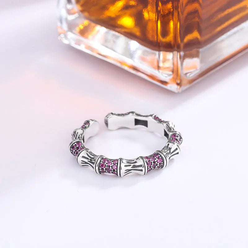 Vv- American Foundations Collection: Revolutionary Spirit Diamond-Kissed Ring - Liberty's Embrace in 925 Silver - vannveld