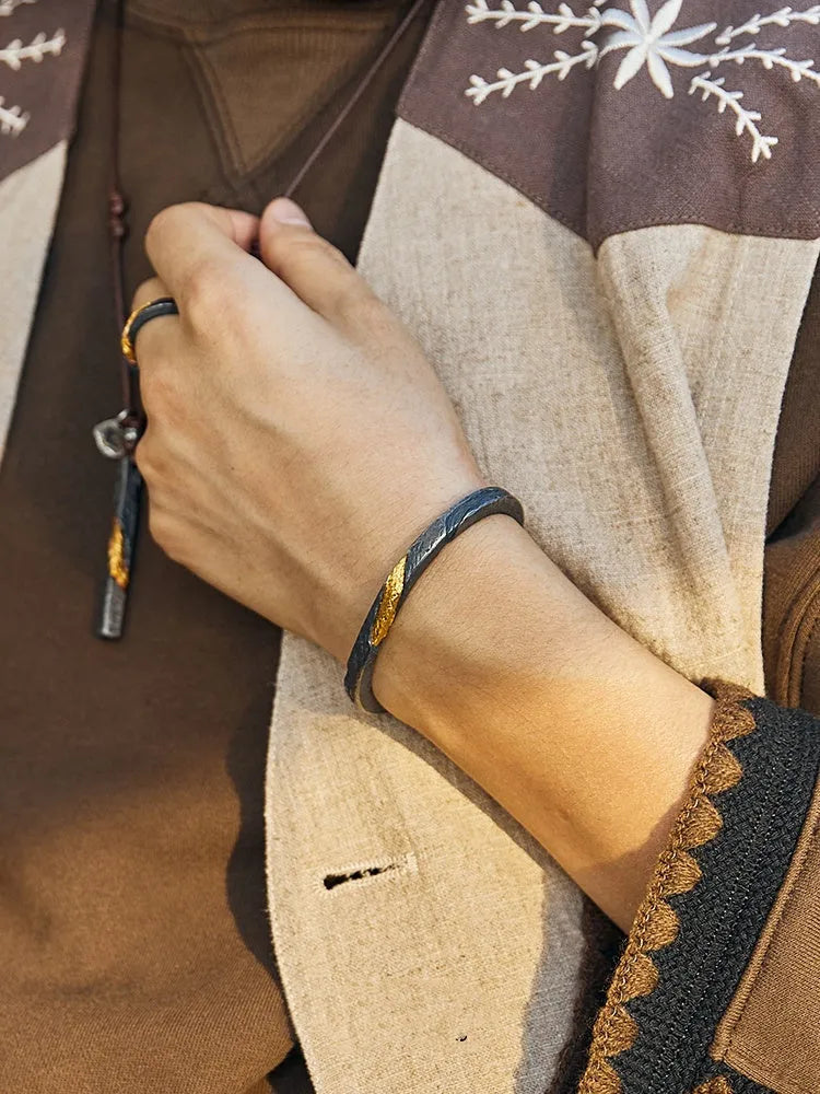 Vv- American Frontier and Old West Collection: Prospectors Fortune Silver Bracelet with Frontier Gold Inlay Craftsmanship - vannveld