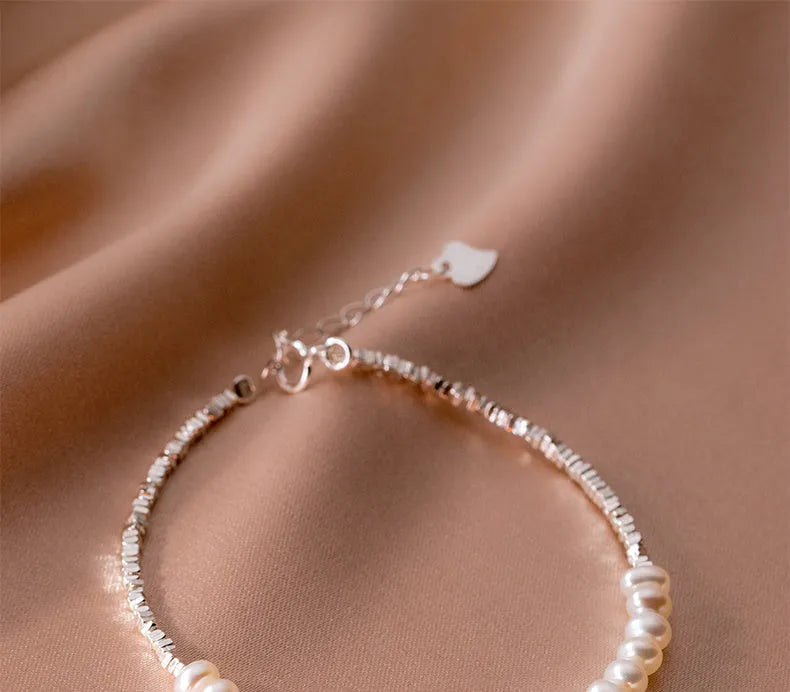 Vv- American Frontier and Old West Collection: Victorian Parlor Society Pearl Necklace French Elegance - vannveld