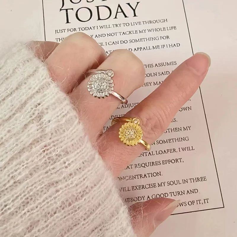 Vv- Birth of The National Anthem Collection: Fort McHenry's Unwavering Spirit S925 Sterling Silver Rotating Ring - vannveld