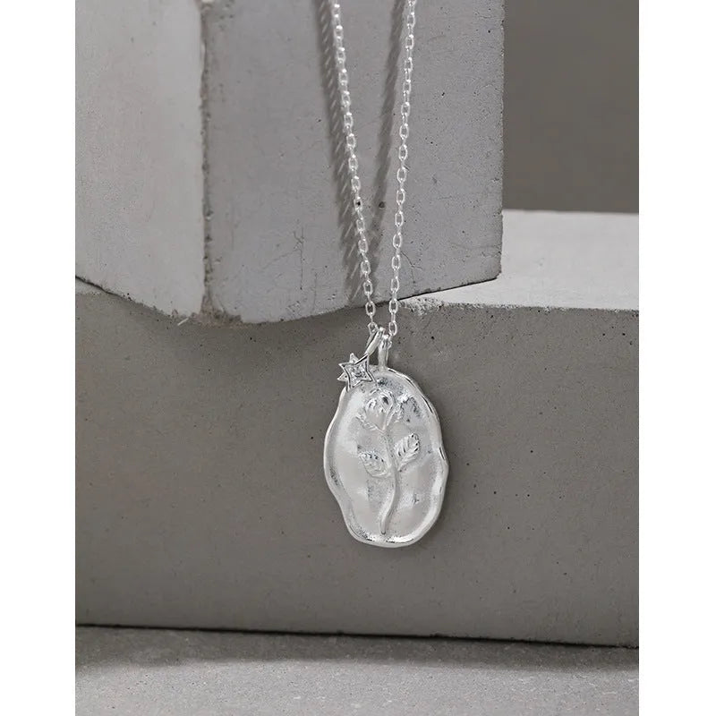 Vv- Birth of The National Anthem Collection: Victorious Dawn Geometric Rose Pendant - vannveld