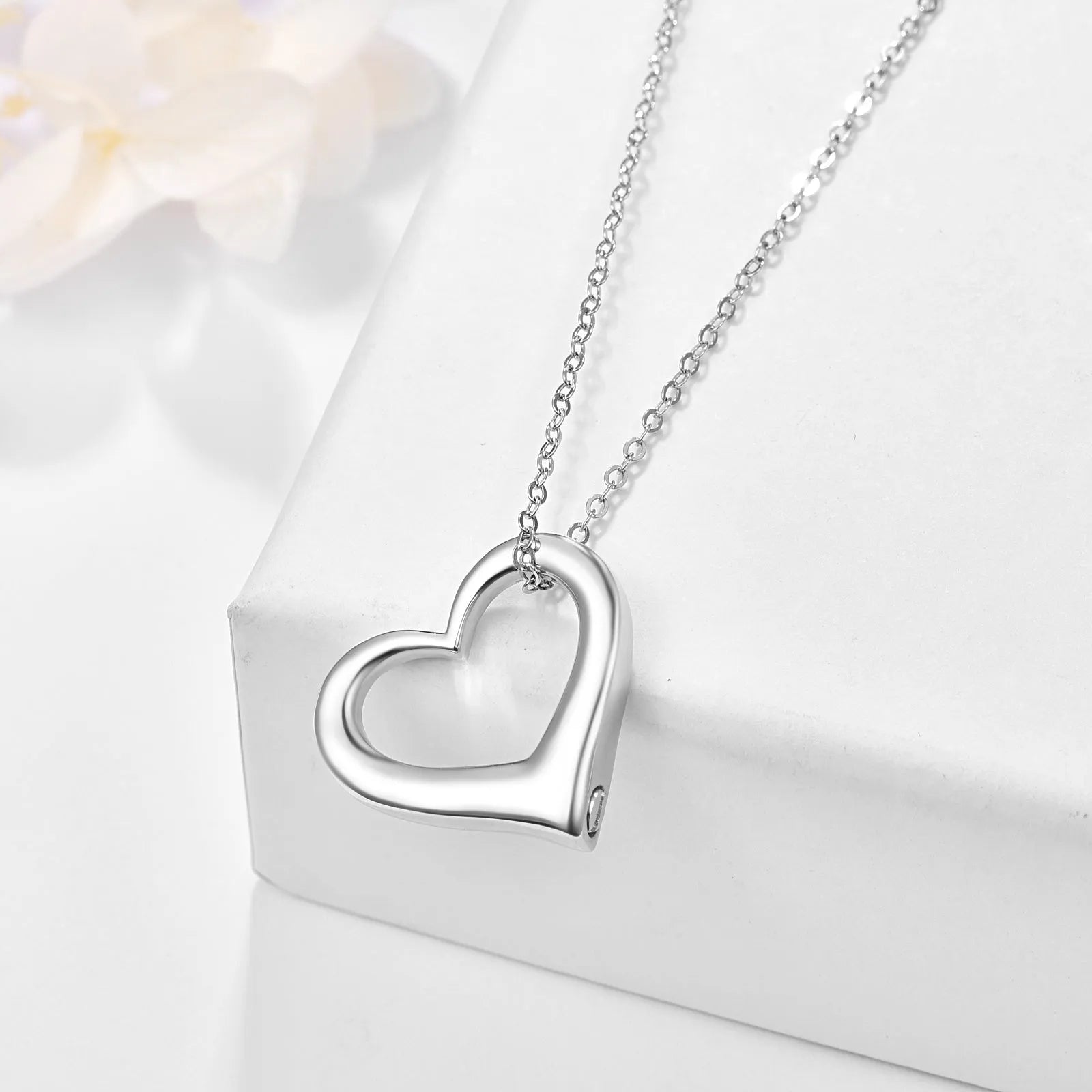 Vv- Founding Fathers Collection: Patriotic Heart Necklace, 925 Sterling Silver Keepsake Box for Revolutionary Memories - vannveld