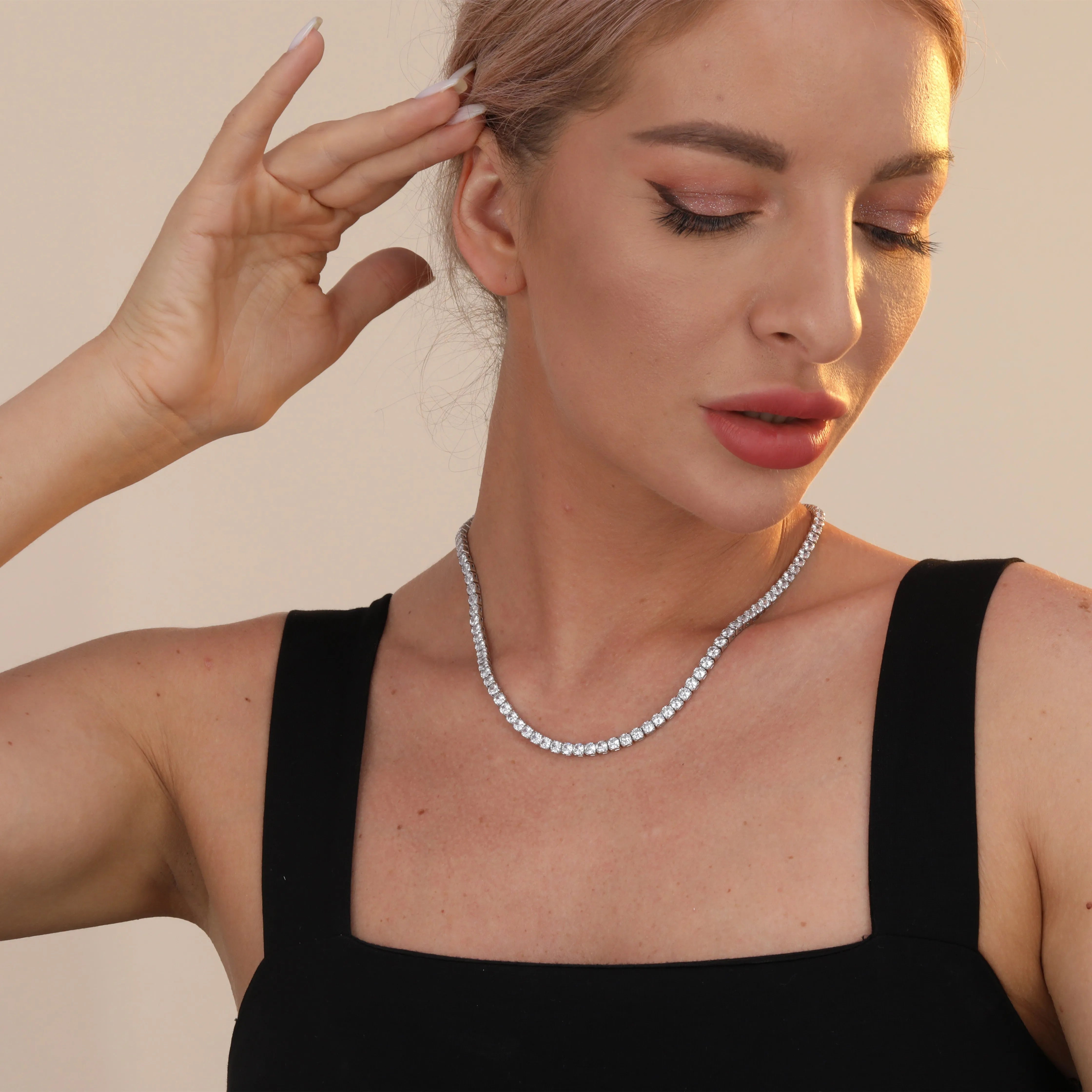 Vv- Heritage and Honor Collection: 1970s Tennis Legend-Inspired Sterling Silver Cubic Zirconia Chain Necklace - vannveld