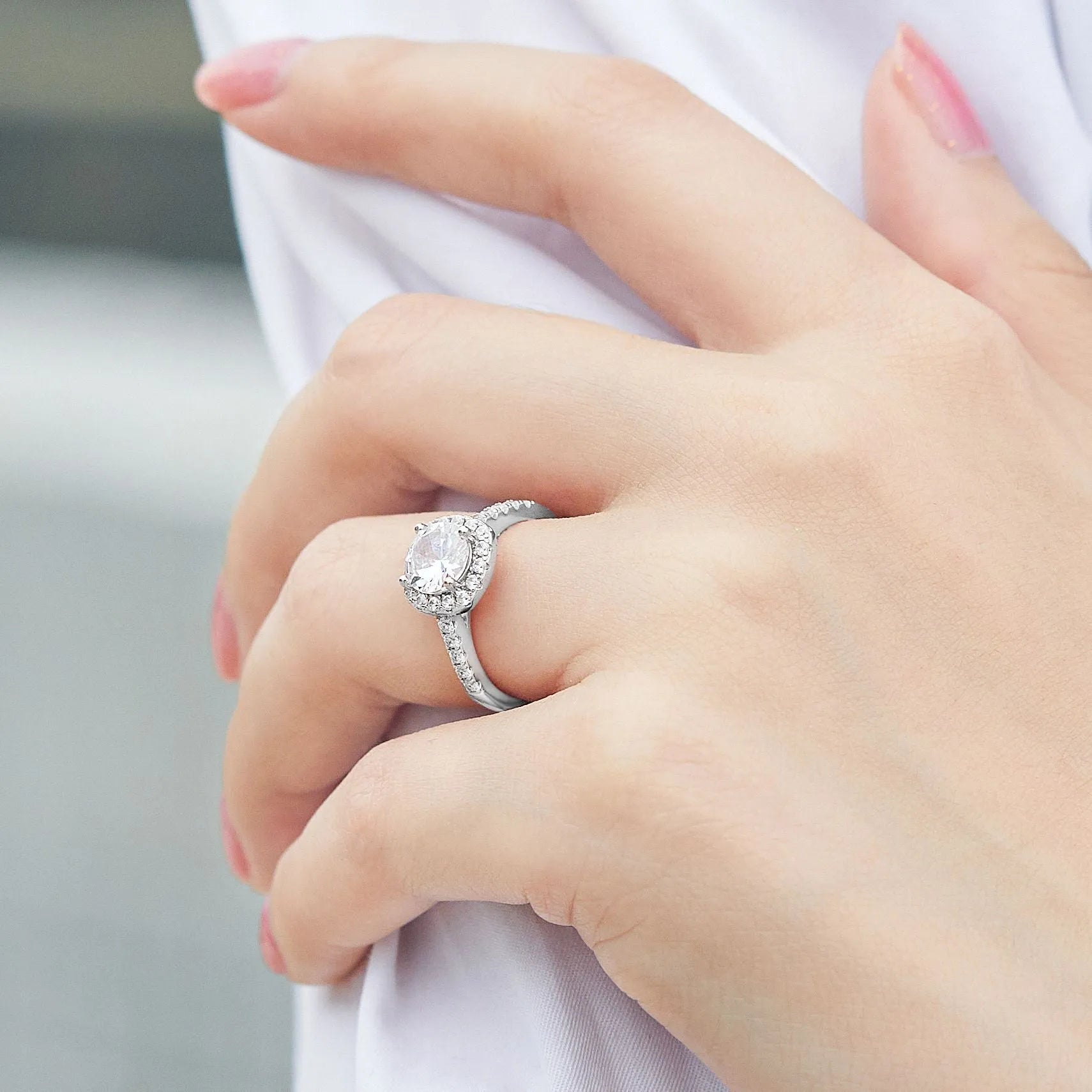 Vv- Heritage and Honor Collection: Victorian-Era Inspired Sterling Silver Ring with Elegant Zircon Artistry - vannveld