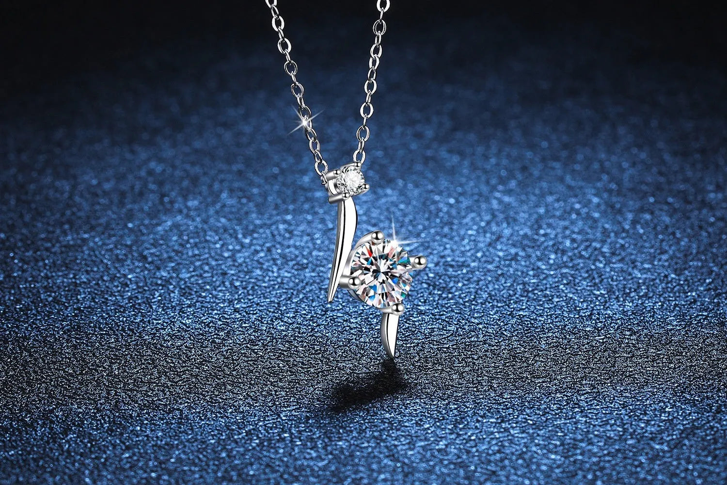 Vv- Space Age Collection: Celestial Triumph - Chose your brilliance: 1 Karat Moissanite or 1 Lab Diamond. All in a S925 Sterling Silver Necklace Clavicle Chain - vannveld