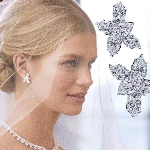 Vv- The American Diamond Collection -Lab Diamond: Space Age Innovation Meets Timeless Elegance In Crystal Flower Ear Studs - vannveld