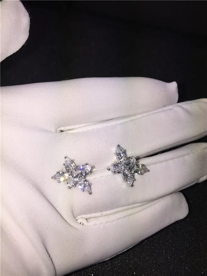 Vv- The American Diamond Collection -Lab Diamond: Space Age Innovation Meets Timeless Elegance In Crystal Flower Ear Studs - vannveld