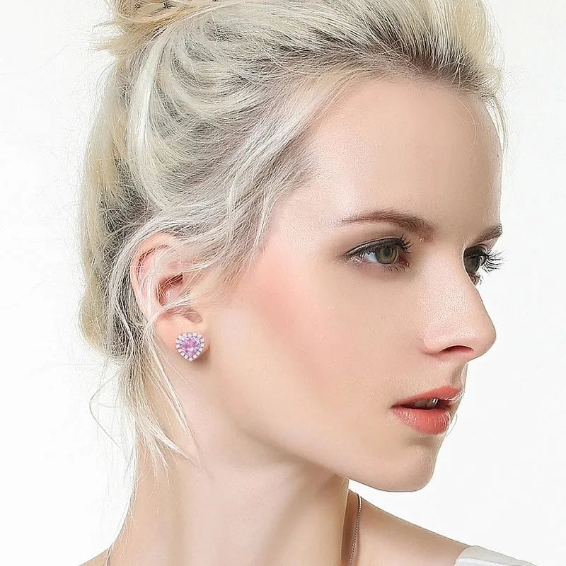 Vv- The American Diamond Collection - Rings -Pioneering Spirit Hearts, Laboratory-Crafted Diamond Studs Echoing Apollo's Innovation - vannveld