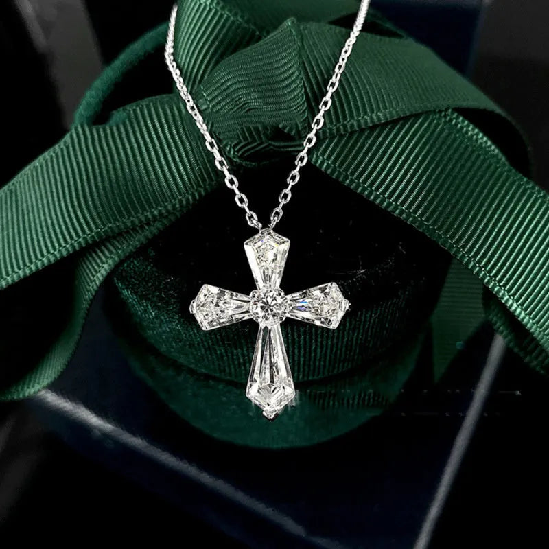 Vv- The American Diamond Collection - Space Age Innovation Meets Sterling Silver Floral Diamond Necklace - vannveld