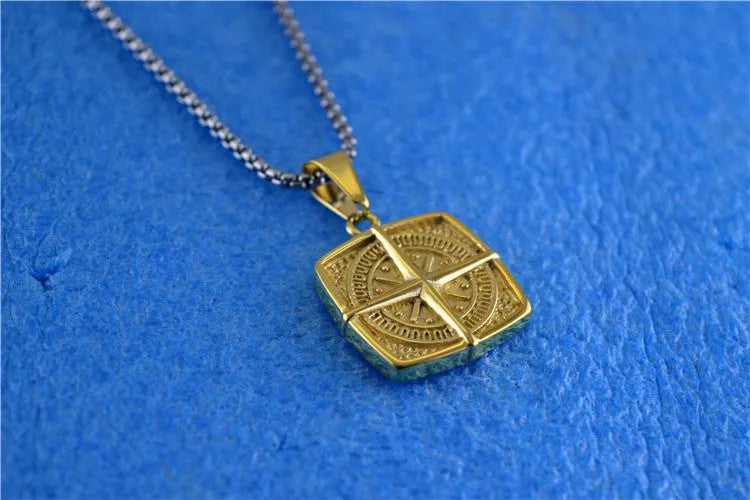 Vv- World War I and II - The Yanks Are Coming - Tribute Collection: Electroplated Military-Grade Titanium Navigator - Pendant (no Chain) - vannveld